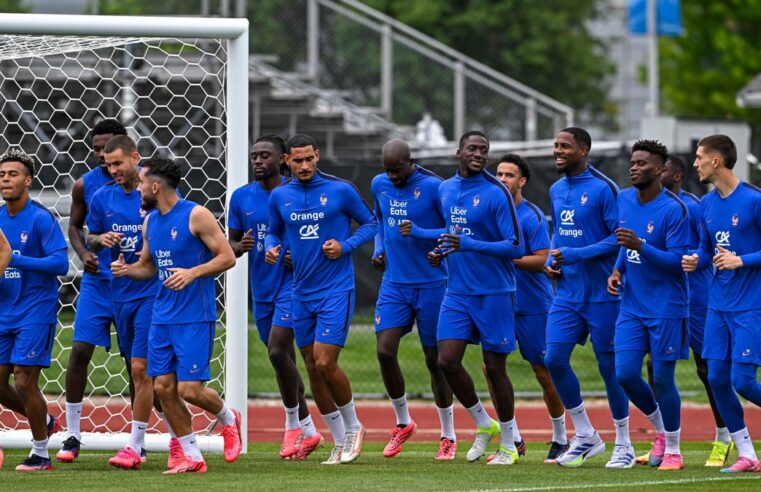 Lucas Digne au PSG : le vestiaire des Bleus déjà au courant