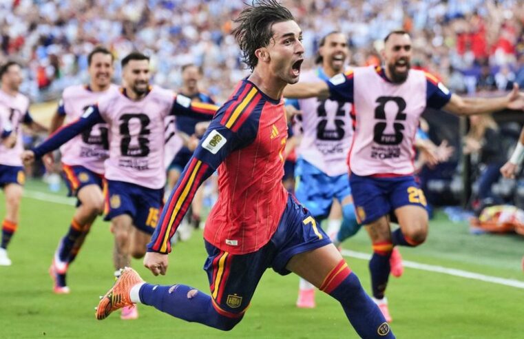 Ferran torres bientôt au psg ? l&rsquo;attaquant espagnol au cœur du mercato parisien