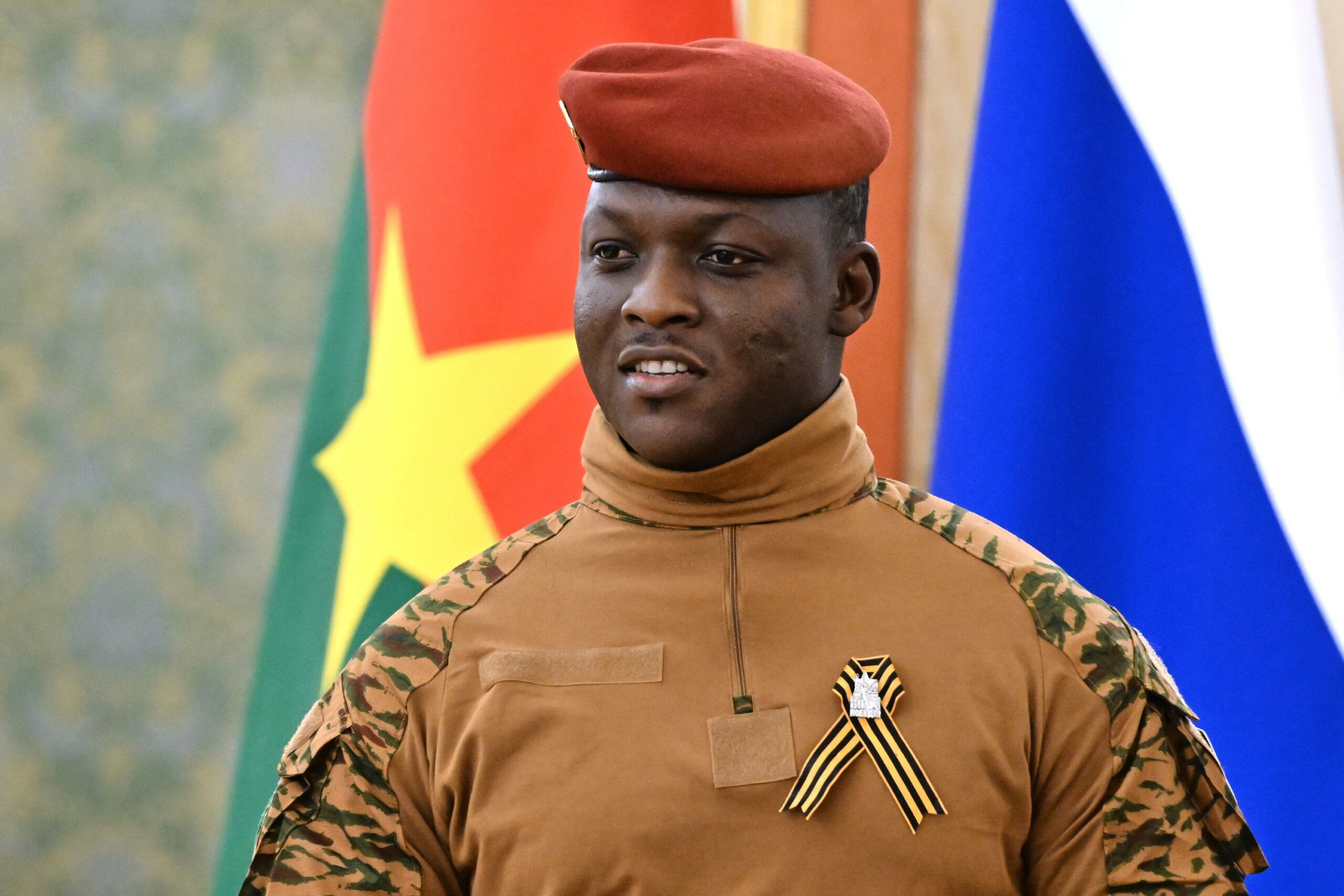Ibrahim Traoré dénonce l&rsquo;esclavage arabe et l&rsquo;islam radical en Afrique