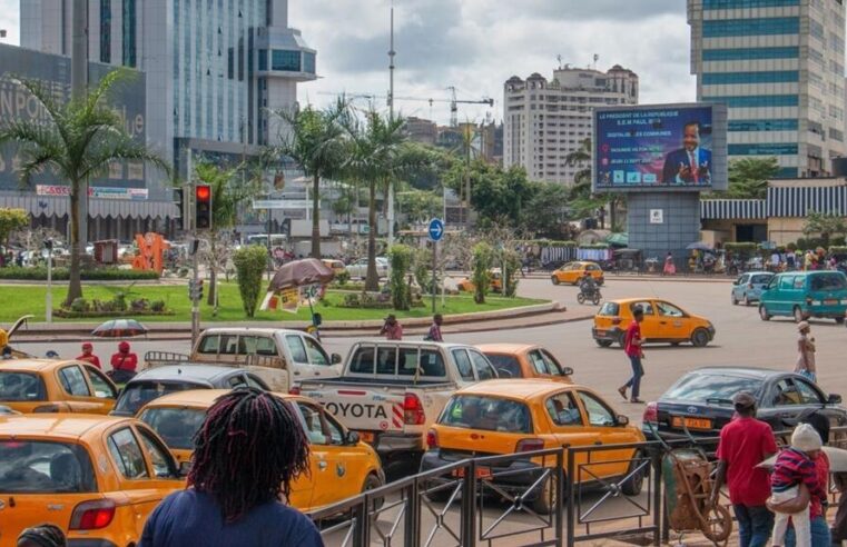 Yaoundé : l&rsquo;enregistrement numérique des taxis devient une obligation