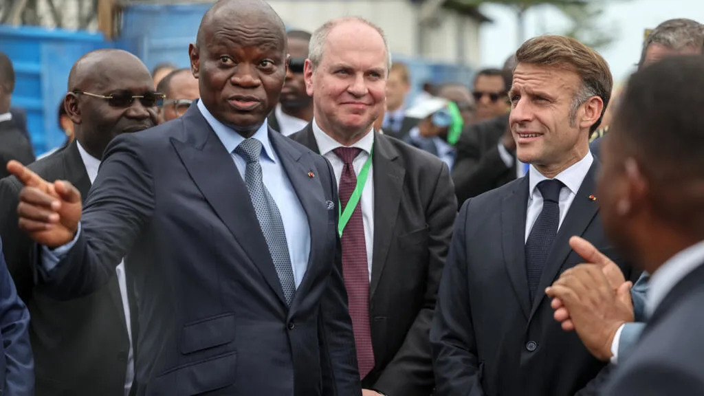 Visite officielle du Gabon en France : les défis économiques et diplomatiques à aborder