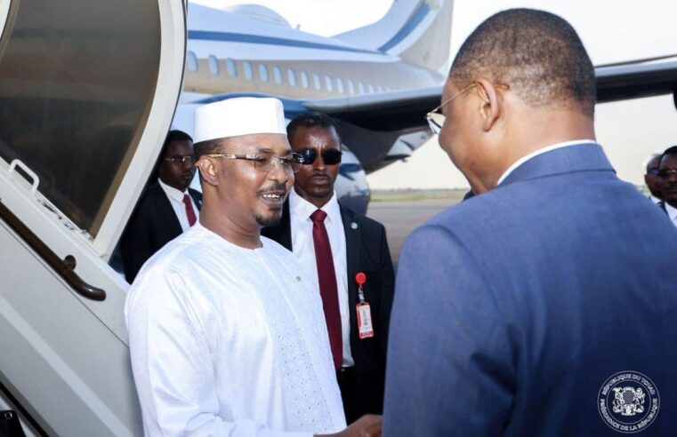 Retour du président tchadien après un déplacement à abou dhabi