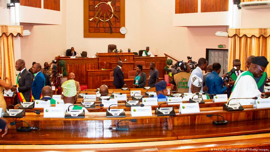 Démocratie au Bénin : le sénat entre espoirs et défis