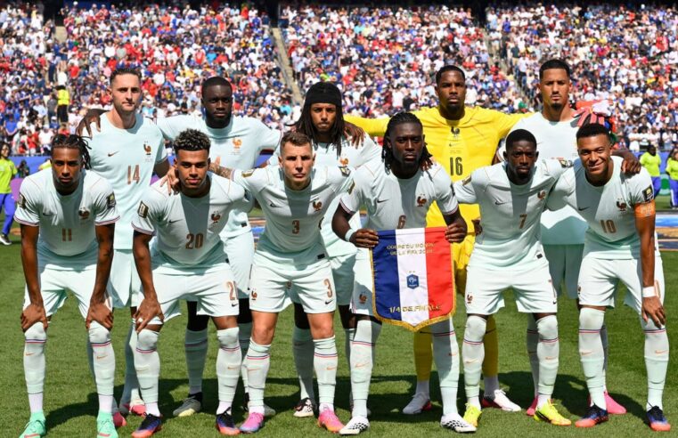 Lucas Digne de retour au PSG après une décennie d&rsquo;attente