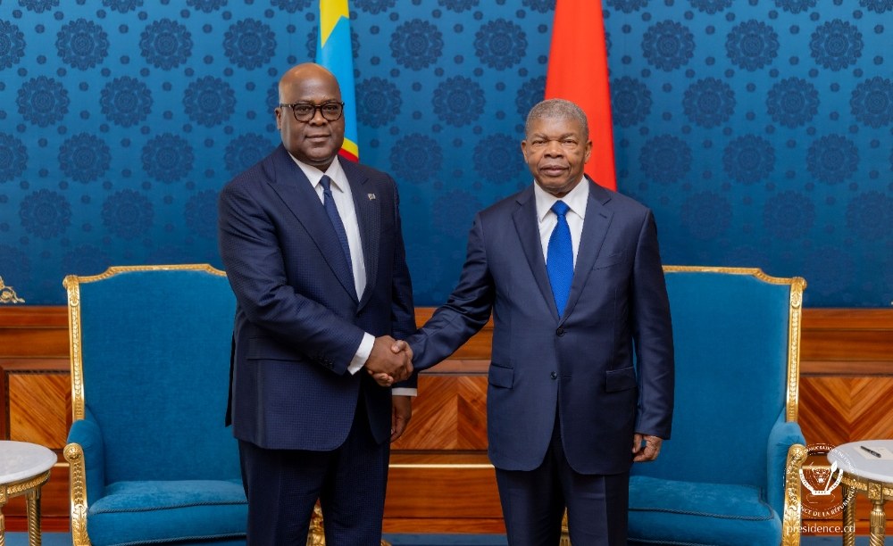 Félix Tshisekedi en Angola pour renforcer la paix internationale