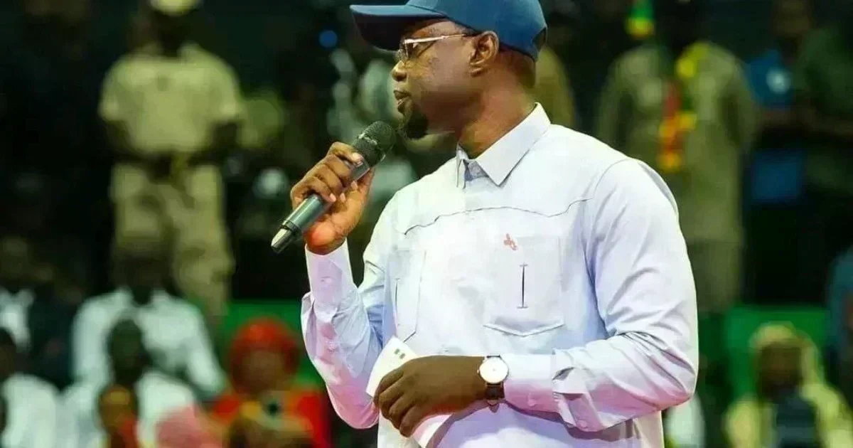Ousmane sonko en visite à thiès : l&rsquo;effervescence politique autour de son arrivée