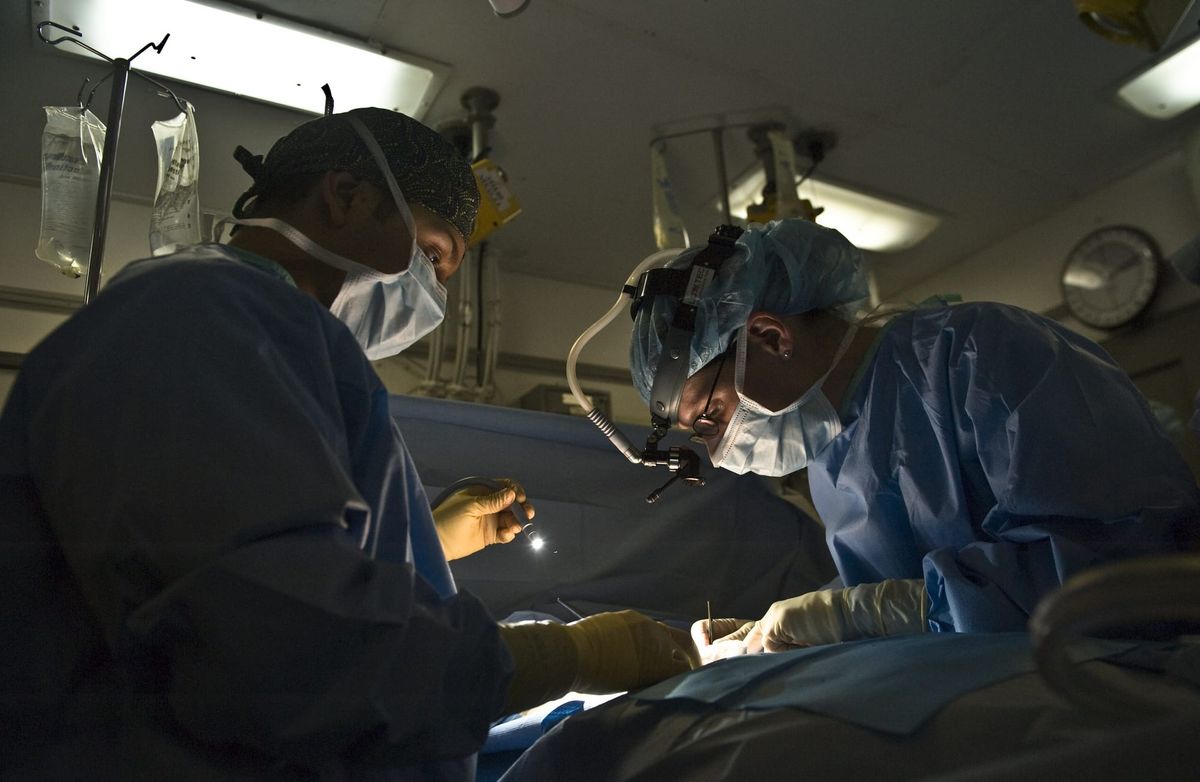 médecin tchadien relaxé après un décès en salle d'opération