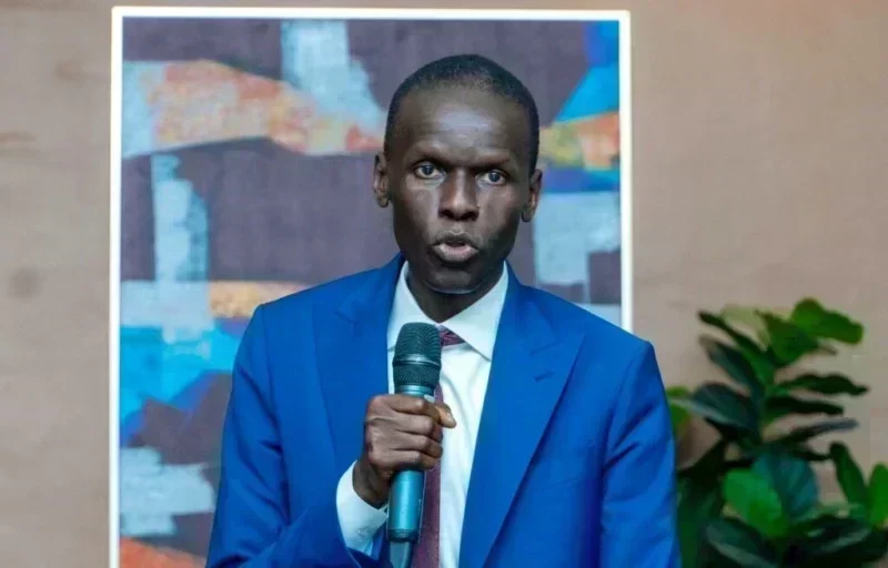 Portrait officiel de Waly Diouf Bodian