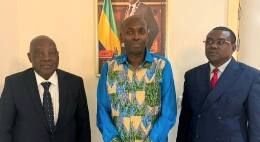 Réunion entre les autorités gabonaises et la délégation du GABAC