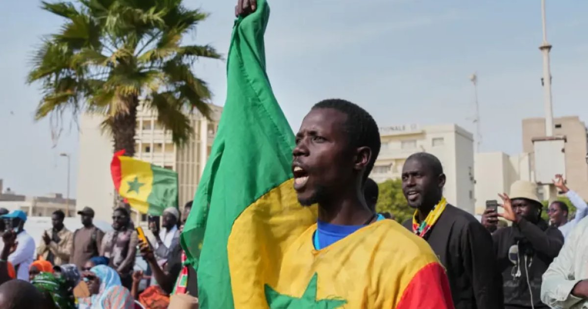 Le Sénégal face à ses réformes : le Pastef pousse pour la transparence constitutionnelle et le contrôle des fonds secrets