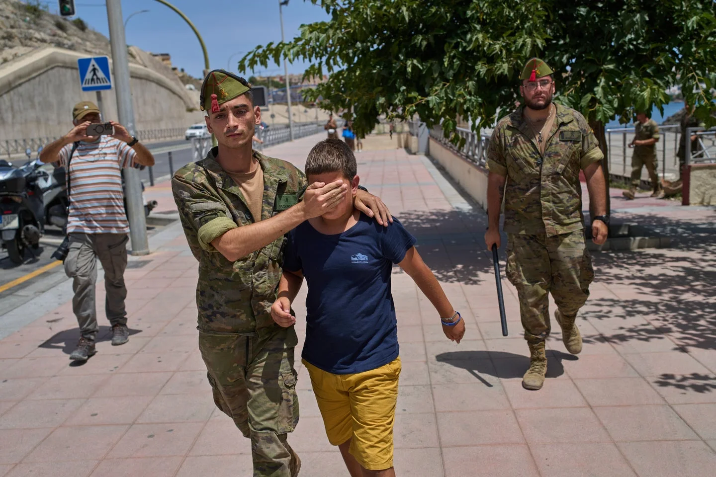 Mineurs marocains à Ceuta : enjeux et défis du retour vers le Maroc