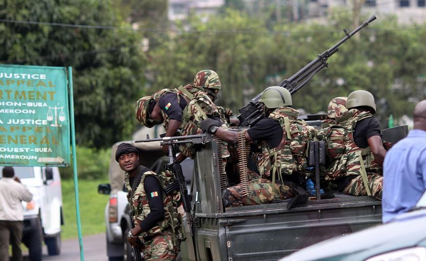 Cameroun : l&rsquo;armée se militarise-t-elle en l&rsquo;absence de biya ?