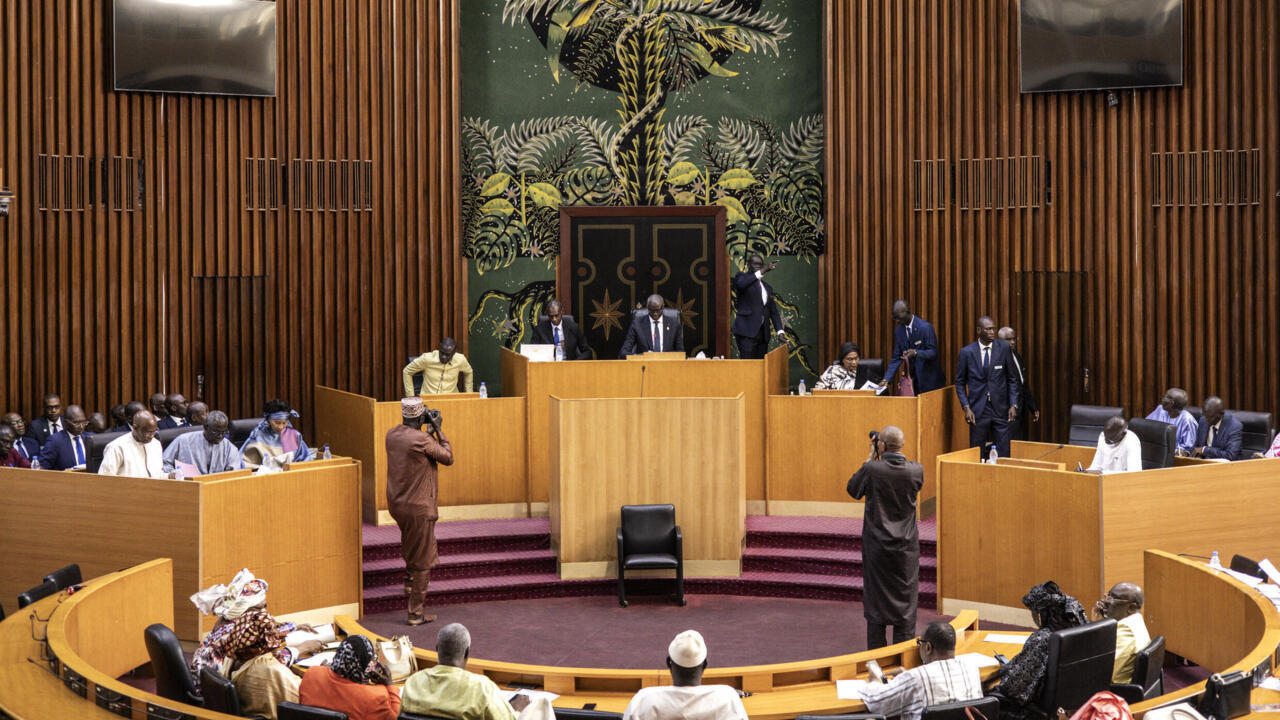 Les élections locales au Sénégal : un report à l&rsquo;horizon sur fond de tensions politiques ?