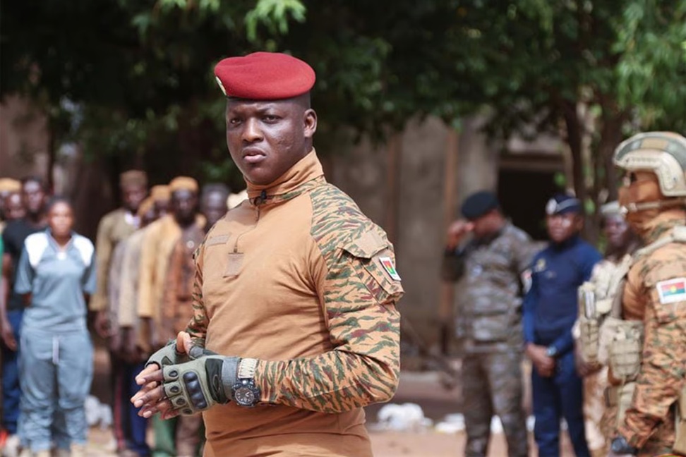 Burkina Faso : formation militaire imposée aux journalistes, une menace pour la liberté de la presse ?