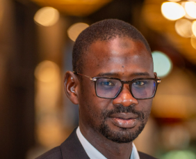 Sénégal : vers une trêve politique pour relancer l&rsquo;économie nationale
