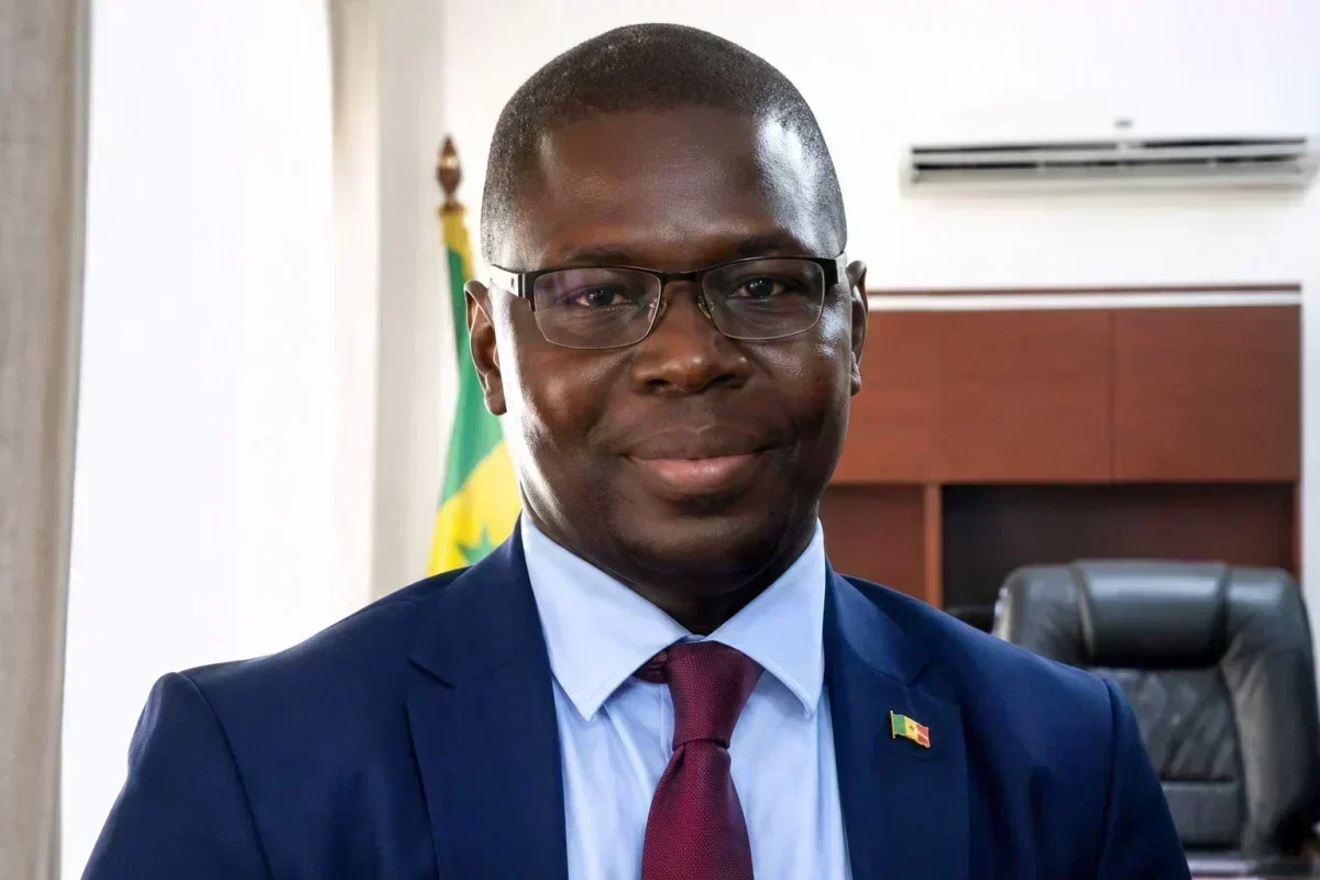 Sénégal : l'art de la transhumance politique Sénégal : l'art de la transhumance politique à travers les décennies
