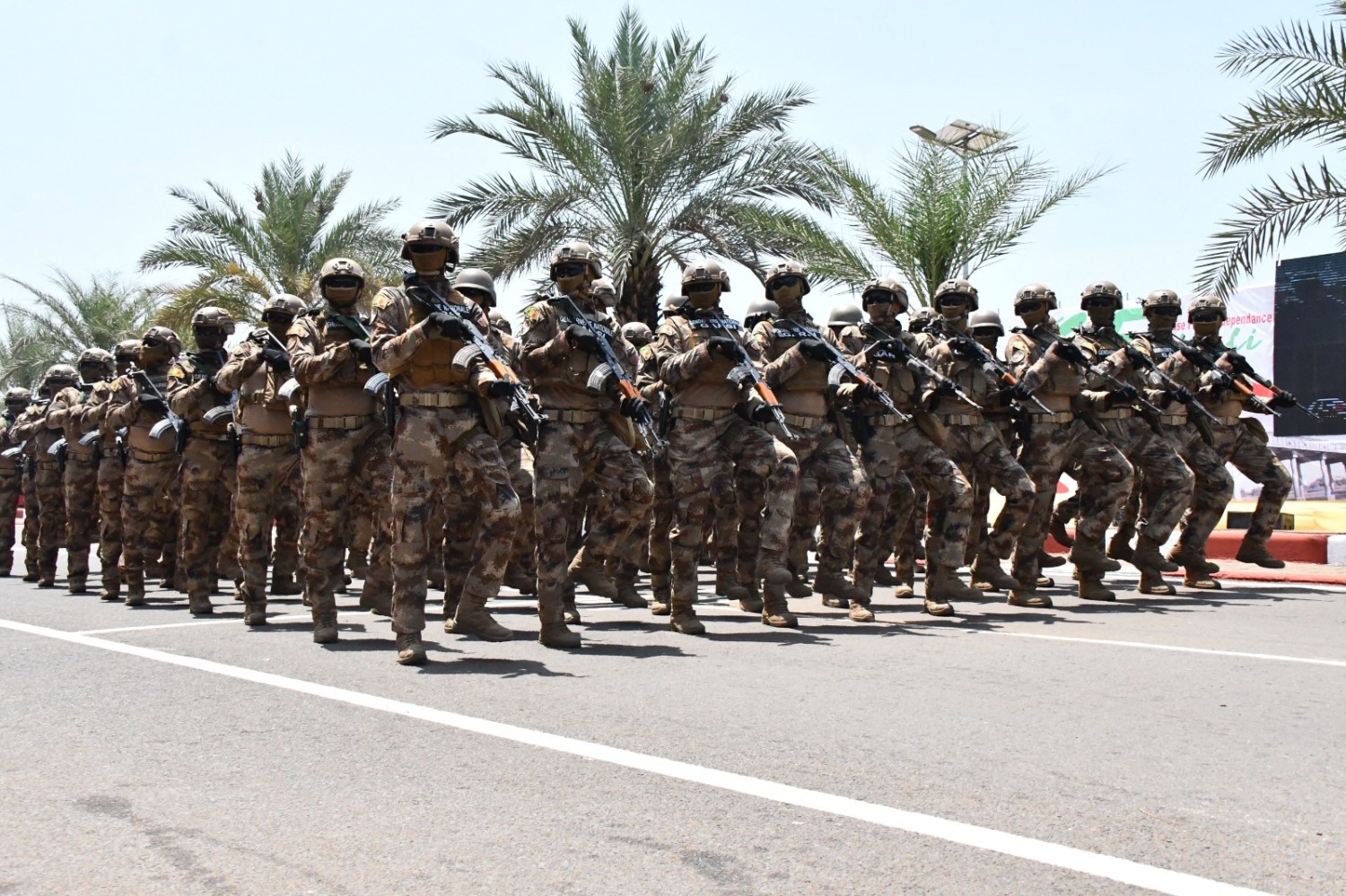 Mali : une attaque djihadiste fait au moins 50 militaires et cinq mercenaires russes tués à Dioura