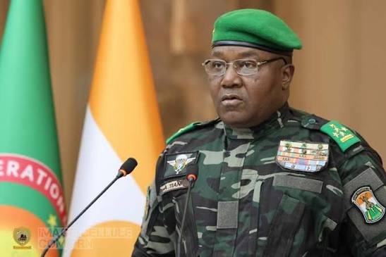 Niger : 334 milliards FCFA d’arriérés fiscaux, l’État face à ses propres contradictions