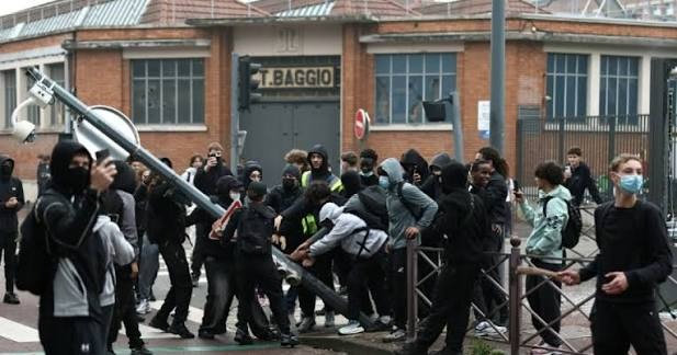 Comment les lycées en France sont devenus le symbole d&rsquo;une crise nationale ?